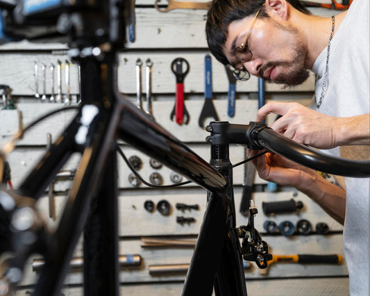 Wie man ein E-Bike richtig zusammenbaut? Schritt-für-Schritt-Anleitung + Tipps